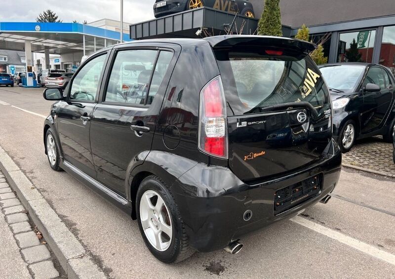 Gebraucht Daihatsu Sirion 87 PS (63 kW) 2005 Schwarz Kleinwagen