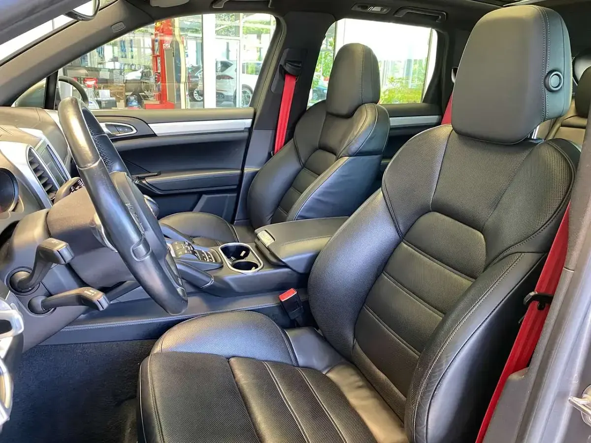 Gebraucht Porsche Cayenne S Sport 382 PS (280 kW) 2013 Meteorgraumetallic SUV