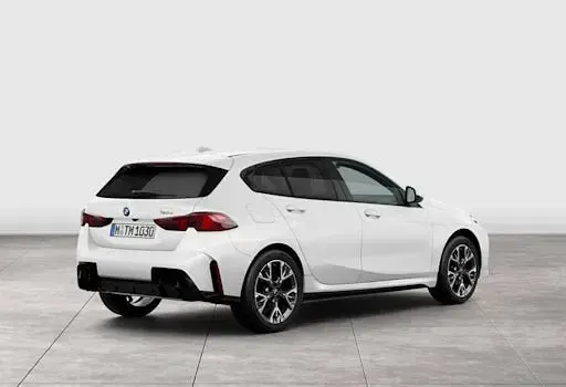 Gebraucht BMW 120 Shadowline 163 PS (119 kW) 2025 Weiß Kleinwagen