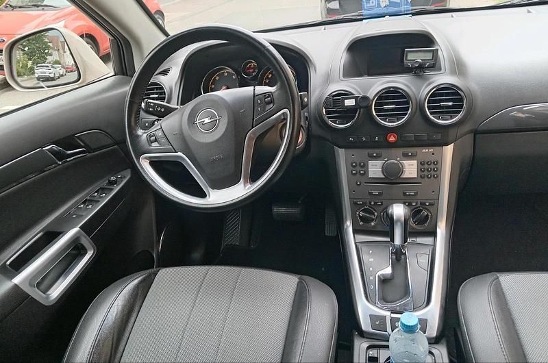 Gelb Gebraucht 2012 Opel Antara SUV | 5.700 € (Fairer Preis) - Bild 1/4