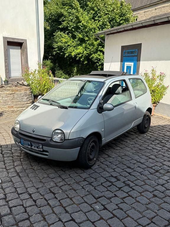 Grau Gebraucht 2002 Renault Twingo Kleinwagen | 849 € (Guter Preis) - Bild 1/4