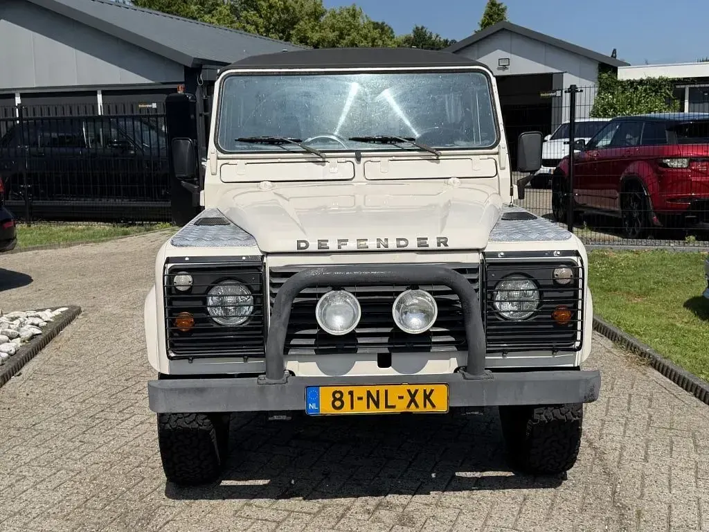 Gebraucht Land Rover Defender 86 PS (63 kW) 1988 Weiß SUV