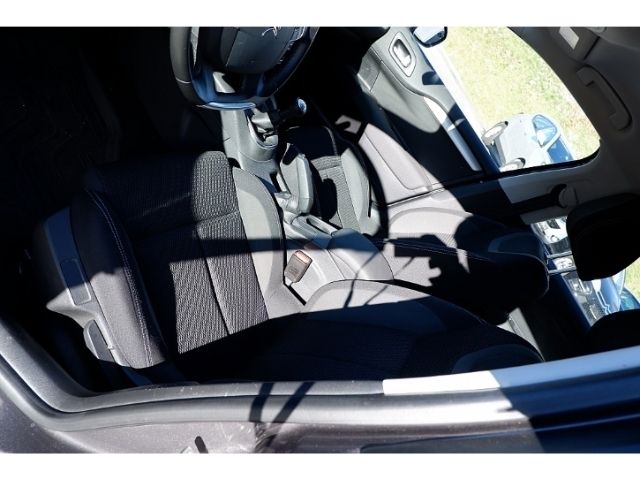 Gebraucht Citroën C4 Feel 100 PS (73 kW) 2015 Grau Limousine