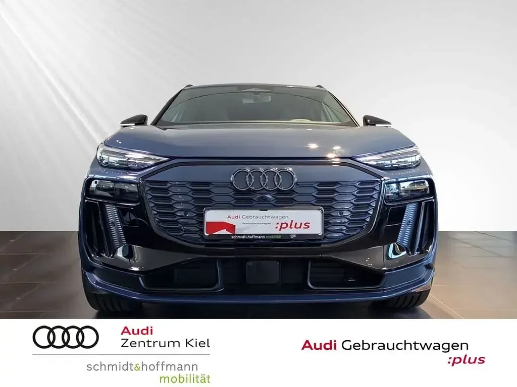 Gebraucht Audi Q6 e-tron S-Line 185 kW (252 PS) 2025 Plasmablau metallic SUV