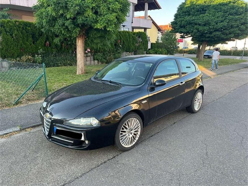 Gebraucht 2008 Alfa Romeo 147 Kleinwagen | 900 € (Guter Preis) - Bild 1/4