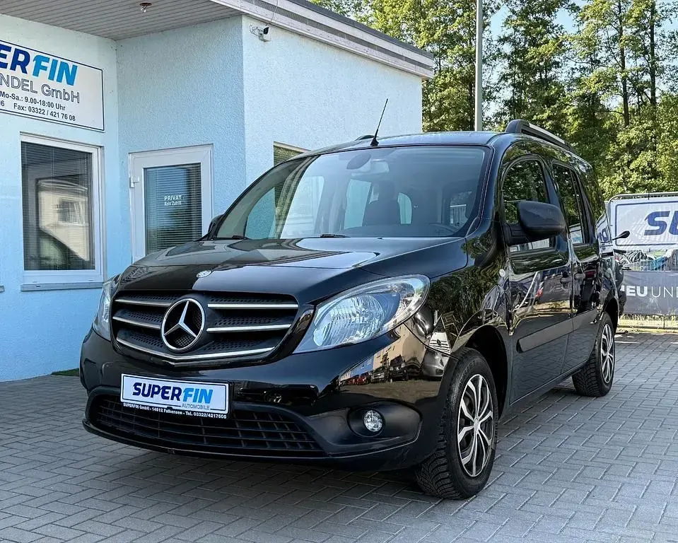 Gebraucht Mercedes Citan 112 Edition 114 PS (83 kW) 2018 Schwarz Van / Kleinbus