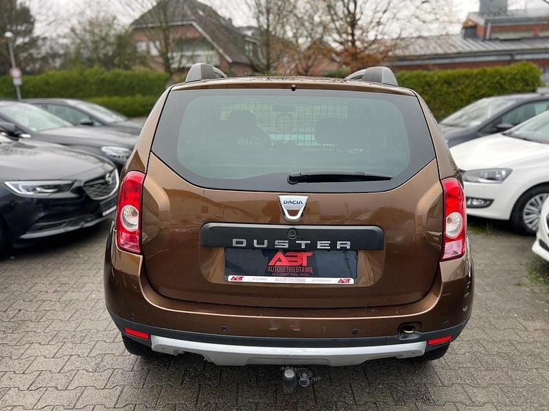 Gebraucht Dacia Duster 105 PS (77 kW) 2011 Schwarz SUV