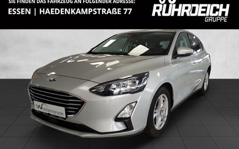 Silber Gebraucht 2021 Ford Focus Active Limousine | 17.590 € (Guter Preis) - Bild 1/4