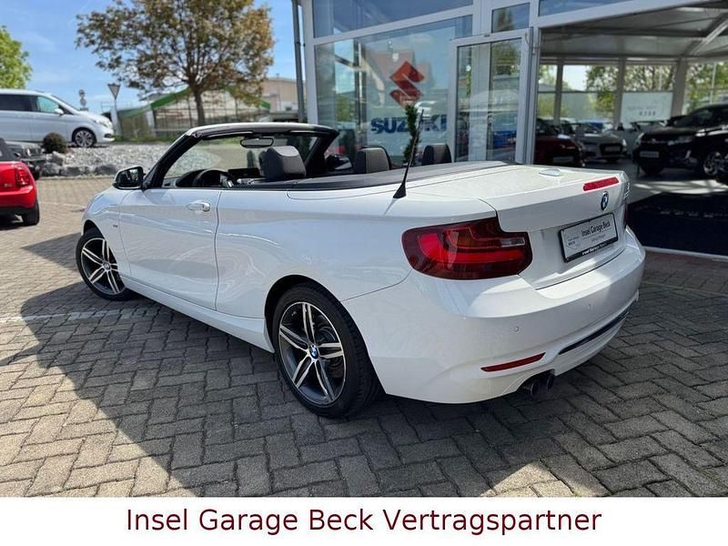 Używany BMW 220 Performance 190 KM (139 kW) 2015 Biały Kabriolet