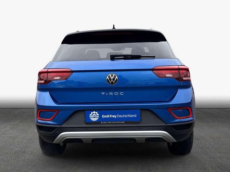 Gebraucht VW T-Roc Life 150 PS (110 kW) 2024 Blau SUV