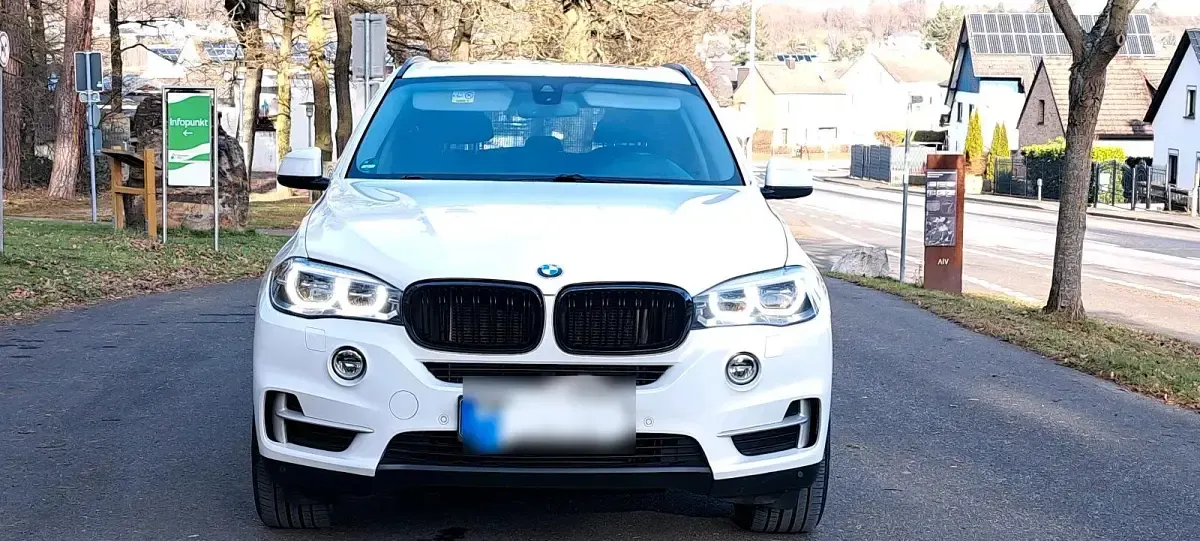 Gebraucht BMW X5 258 PS (189 kW) 2015 Weiß SUV