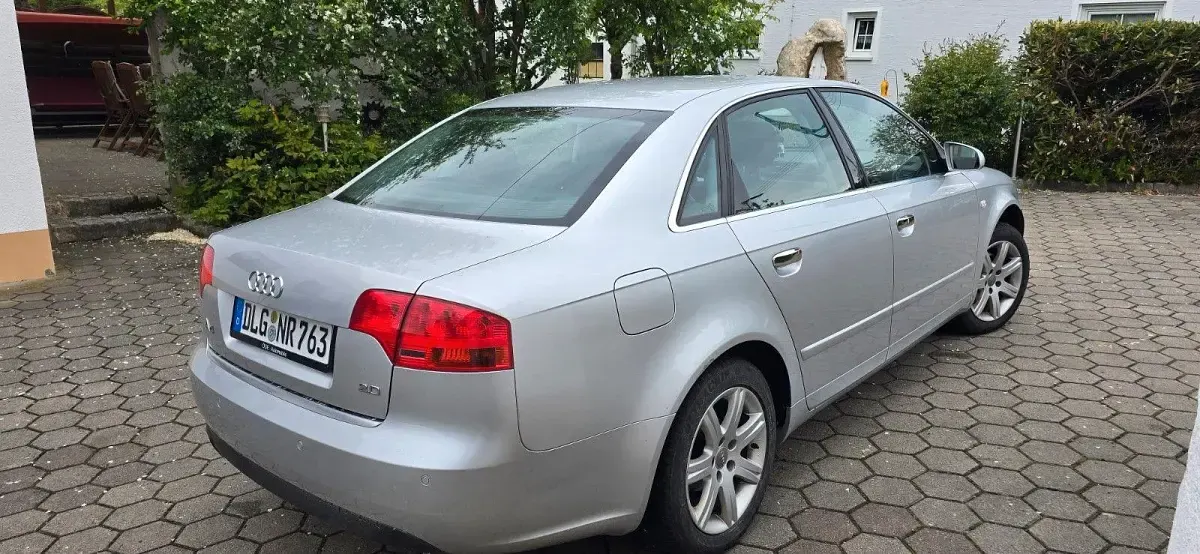 Gebraucht Audi A4 131 PS (96 kW) 2006 Silber Limousine