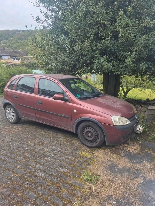 Używany Opel Corsa 90 KM (66 kW) 2002 Hatchback
