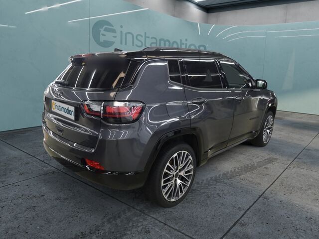 Gebraucht Jeep Compass Summit 131 PS (96 kW) 2024 Grün SUV