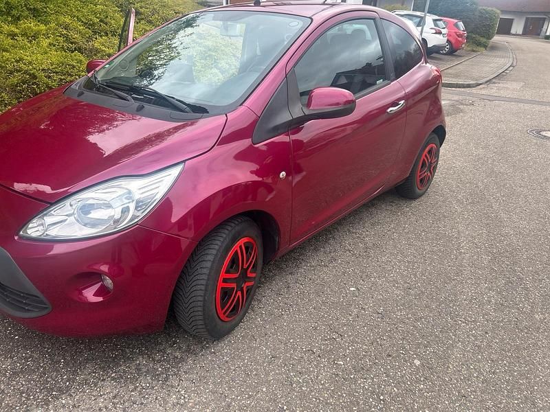 Gebraucht Ford Ka 69 PS (50 kW) 2010 Rot Kleinwagen