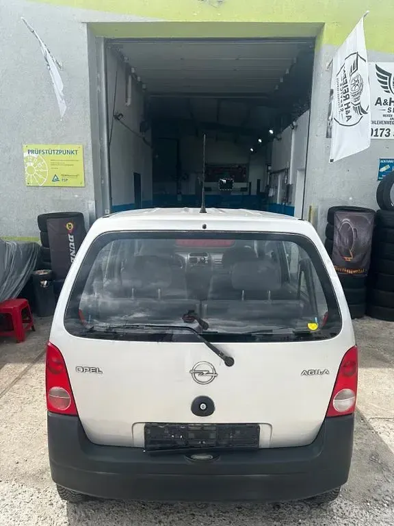 Gebraucht Opel Agila 58 PS (42 kW) 2001 Grau Van / Kleinbus