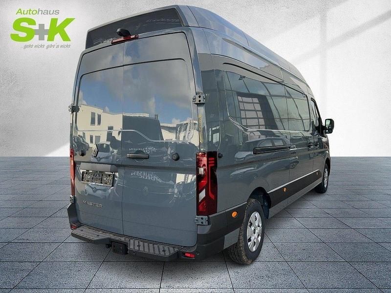 Neu Renault Master 170 PS (125 kW) 2026 Schiefergrau (grau) Van / Kleinbus