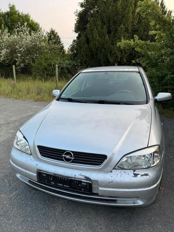 Silber Gebraucht 2000 Opel Astra Limousine | 850 € (Superpreis) - Bild 1/4