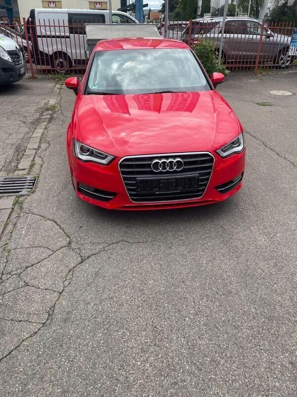 Rot Gebraucht 2014 Audi A3 Sportback Sport Limousine | 15.500 € (Fairer Preis) - Bild 1/4