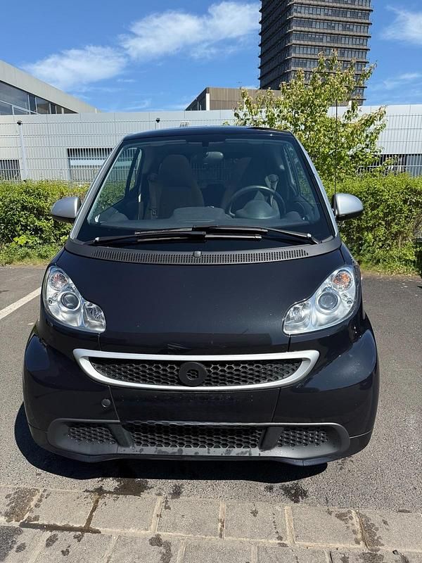 Schwarz Gebraucht 2013 Smart ForTwo Coupé Coupé | 3.600 € (Guter Preis) - Bild 1/4