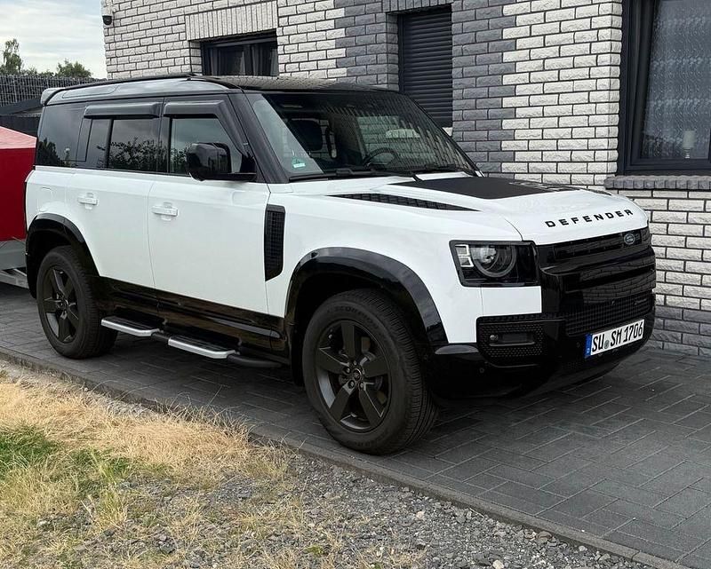 Weiß Gebraucht 2023 Land Rover Defender HSE SUV | 67.900 € (Guter Preis) - Bild 1/4