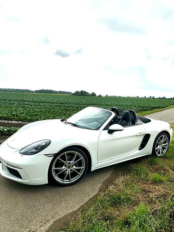 Weiß Gebraucht 2018 Porsche 718 Boxster Cabrio | 53.000 € (Superpreis) - Bild 1/4