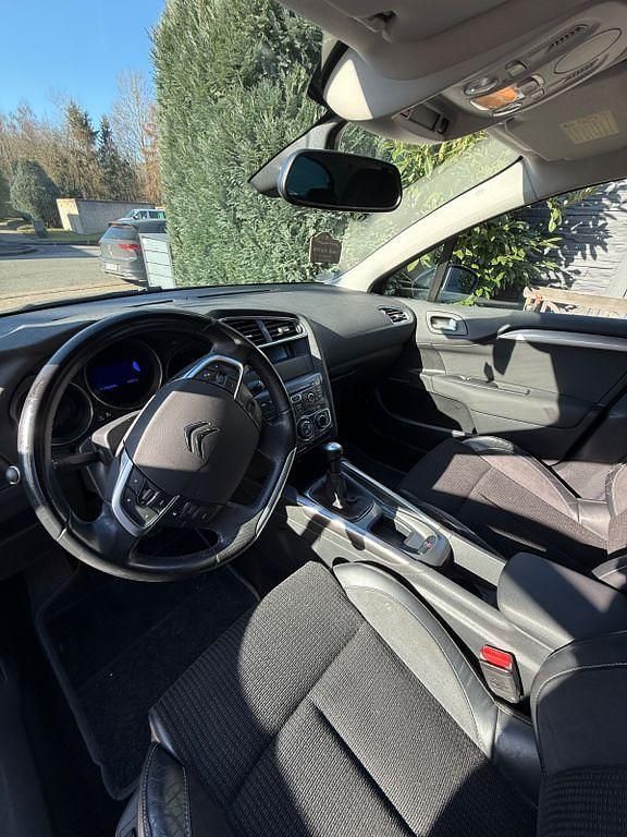 Gebraucht Citroën C4 Tendance 120 PS (88 kW) 2011 Blau Limousine