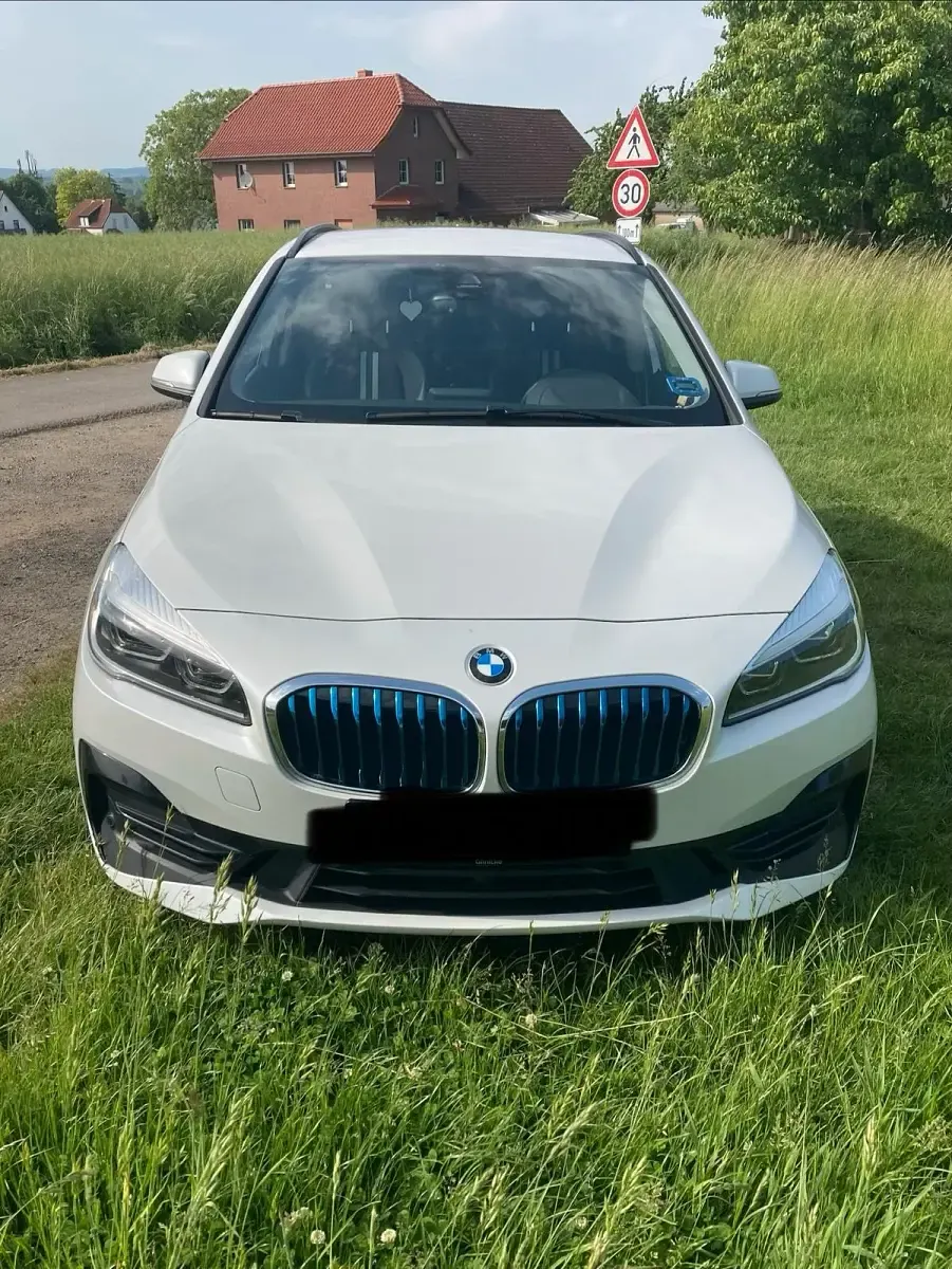 Gebraucht BMW 225 136 PS (100 kW) 2018 Weiß SUV