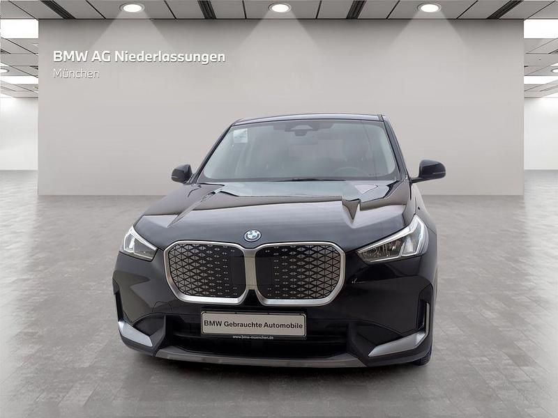 Gebraucht BMW iX1 Performance 225 kW (306 PS) 2023 Schwarz SUV