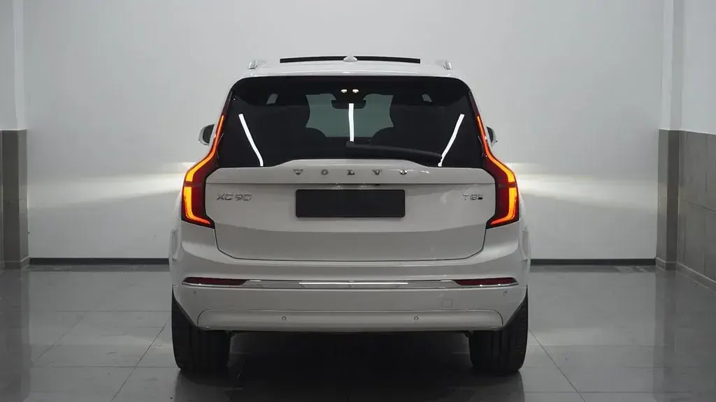 Gebraucht Volvo XC90 Plus 455 PS (334 kW) 2025 Weiß SUV