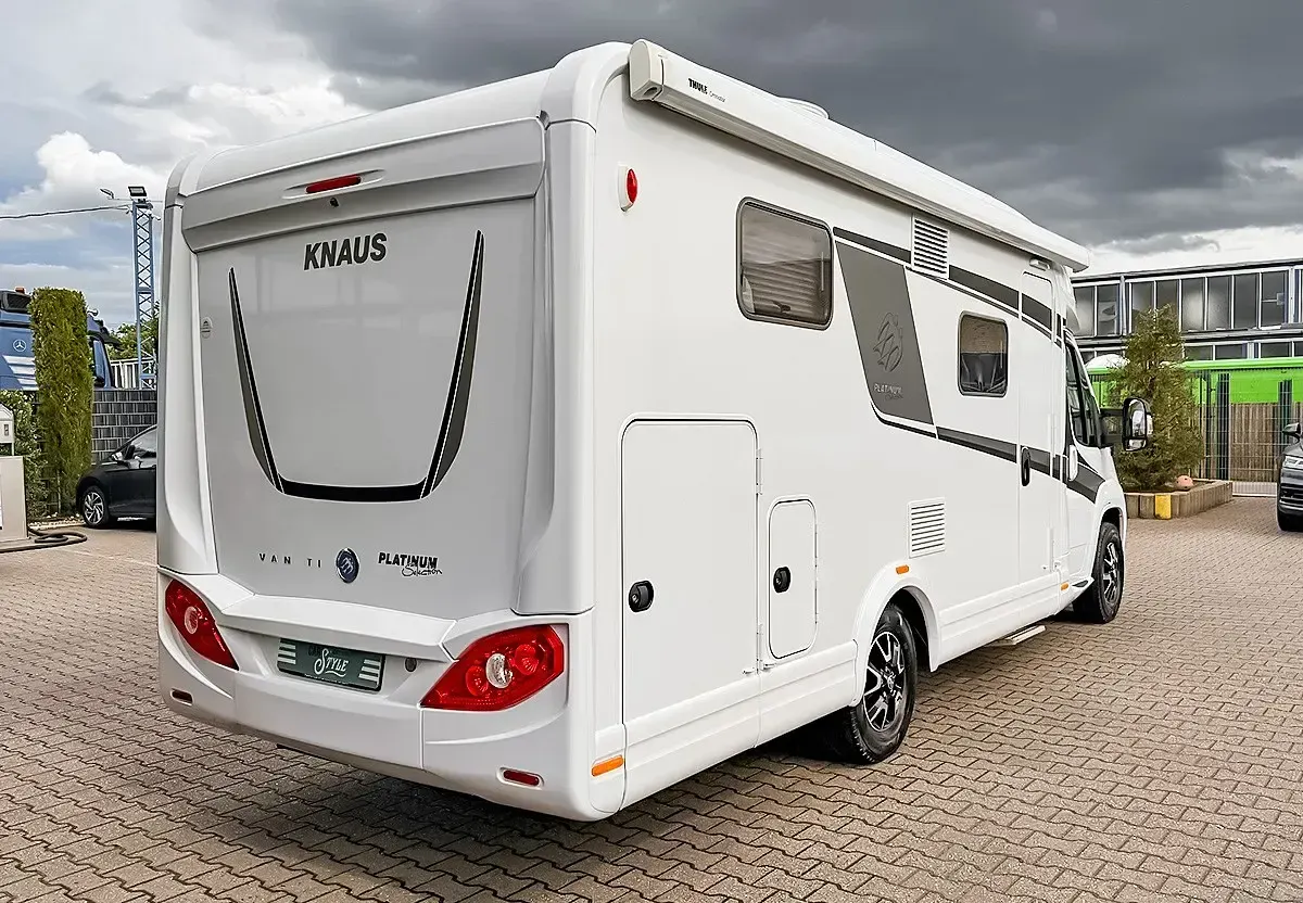 Gebraucht Knaus VAN TI 163 PS (119 kW) 2019 Weiß metallic Van