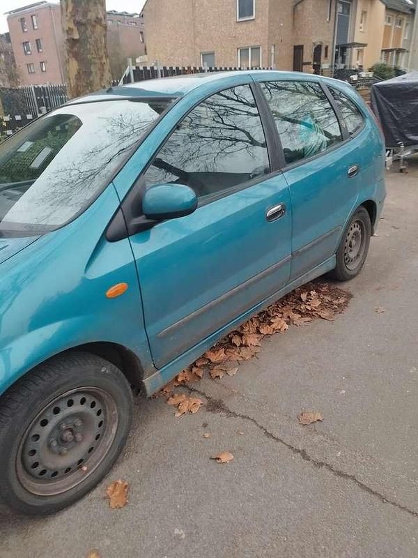 Gebraucht 2003 Nissan Almera Tino Comfort Van / Kleinbus | 1.250 € (Superpreis) - Bild 1/4