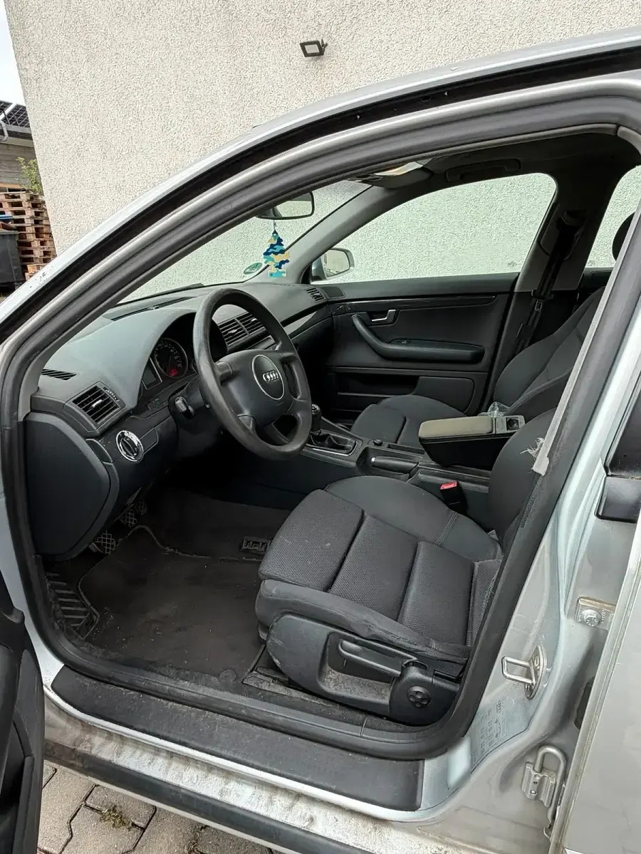 Gebraucht Audi A4 2004 Grau Limousine