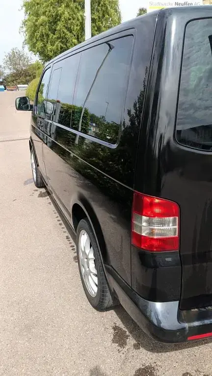 Gebraucht VW Caravelle 131 PS (96 kW) 2006 Schwarz Van