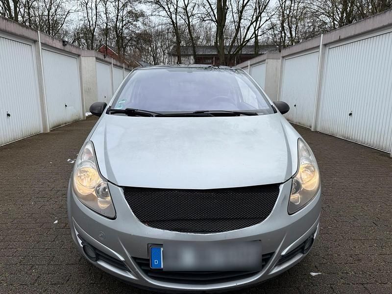 Gebraucht Opel Corsa 90 PS (66 kW) 2010 Silber Kleinwagen