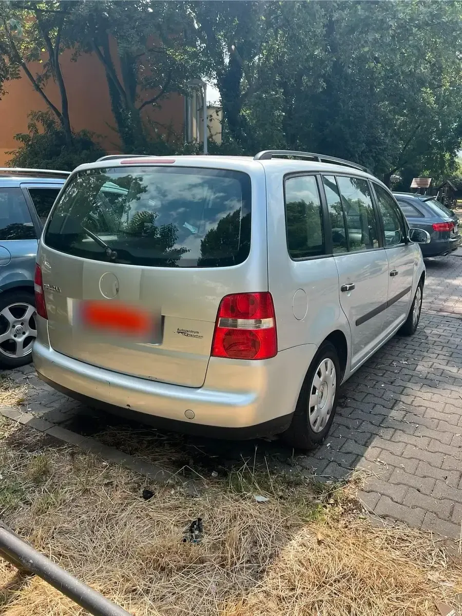 Gebraucht VW Touran 116 PS (85 kW) 2004 Silber Van / Kleinbus