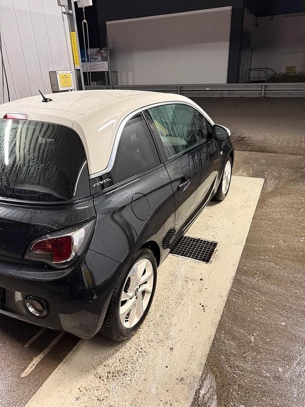 Second-hand Opel Adam 69 CP (50 kW) 2015 Negru Hatchback