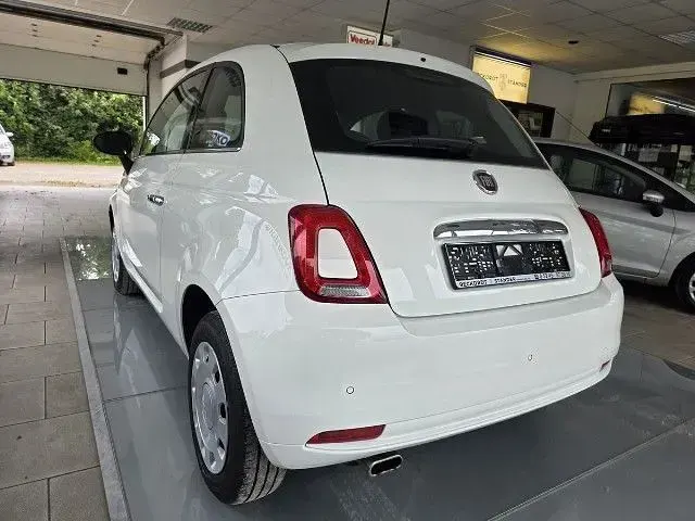 Gebraucht Fiat 500 Lounge 69 PS (50 kW) 2019 Weiß Limousine