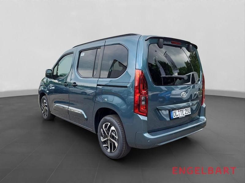 Gebraucht Toyota Proace Verso City 100 kW (136 PS) 2025 Libeccio blue Kombi