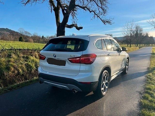 Gebraucht BMW X1 xLine 231 PS (169 kW) 2016 Weiß SUV