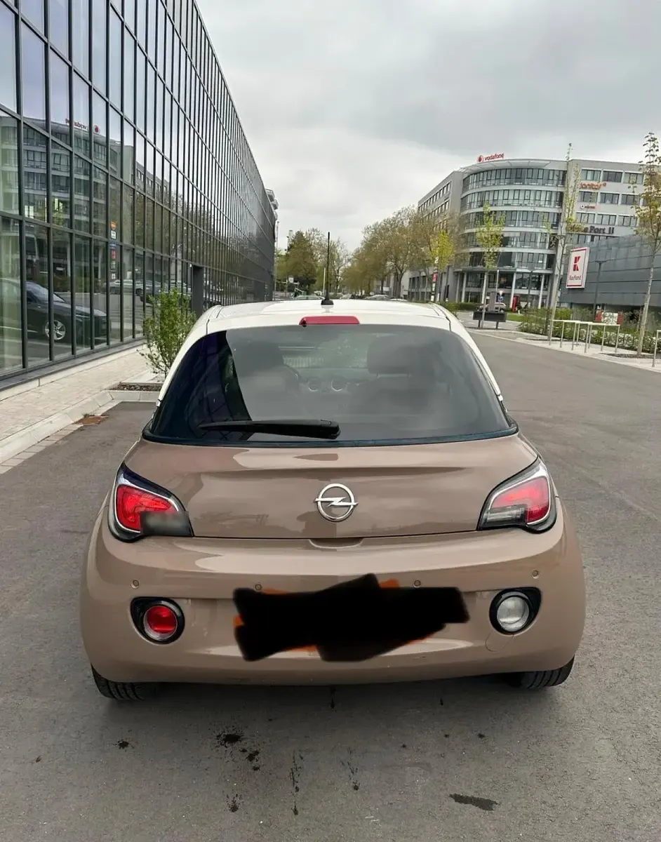 Używany Opel Adam 69 KM (50 kW) 2014 Beżowy Hatchback