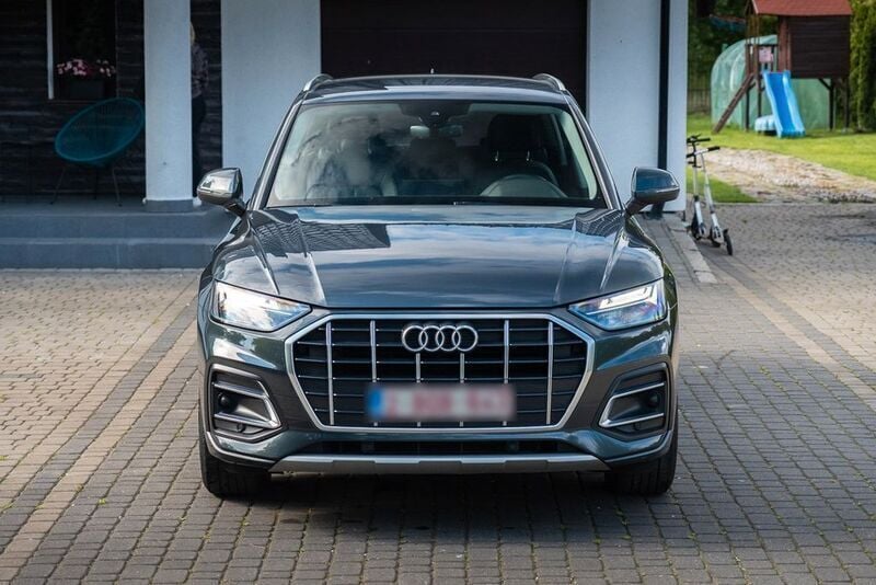 Grau Gebraucht 2022 Audi Q5 Performance SUV | 26.400 € (Superpreis) - Bild 1/4