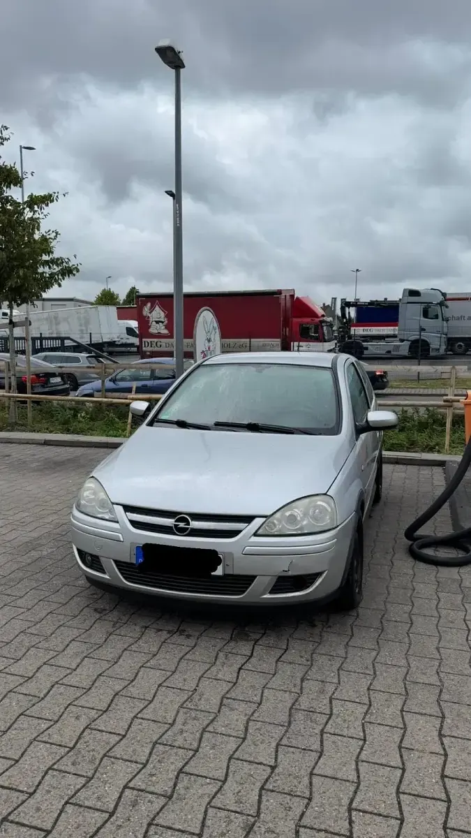 Usata Opel Corsa 75 CV (55 kW) 2004 Argento Utilitaria
