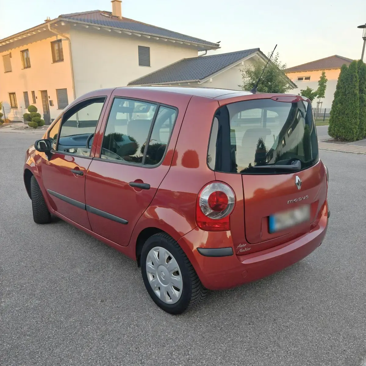 Gebraucht Renault Modus 75 PS (55 kW) 2007 Rot Van / Kleinbus