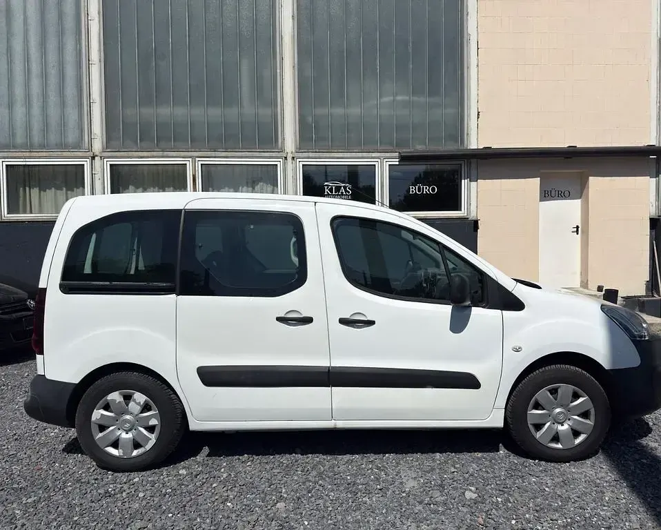 Gebraucht Citroën Berlingo Live 98 PS (72 kW) 2015 Weiß Van / Kleinbus