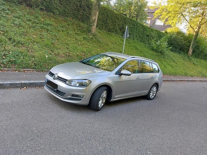 Gebraucht 2015 VW Golf VII Kombi | 8.750 € (Guter Preis) - Bild 1/4