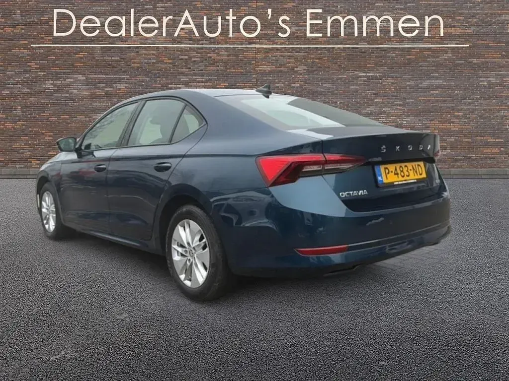 Gebraucht Skoda Octavia 110 PS (80 kW) 2022 Blau Limousine