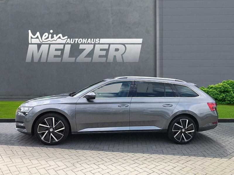 Gebraucht Skoda Superb Style 150 PS (110 kW) 2024 Grau Limousine