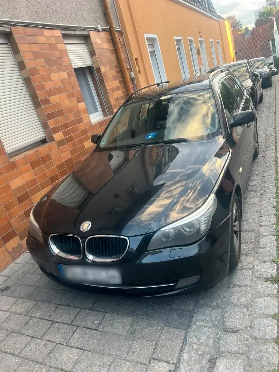 Gebraucht BMW 520 165 PS (121 kW) 2007 Schwarz Kombi
