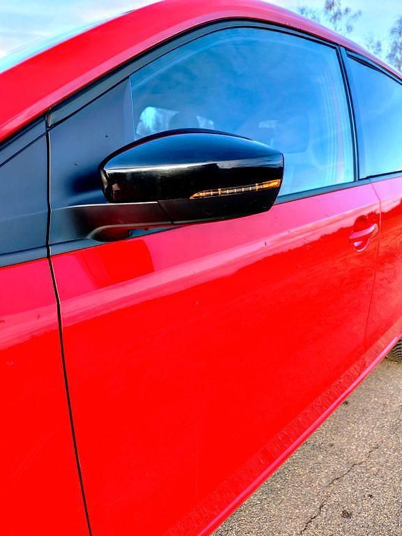 Używany VW up! high up! 90 KM (66 kW) 2018 Czerwony Hatchback